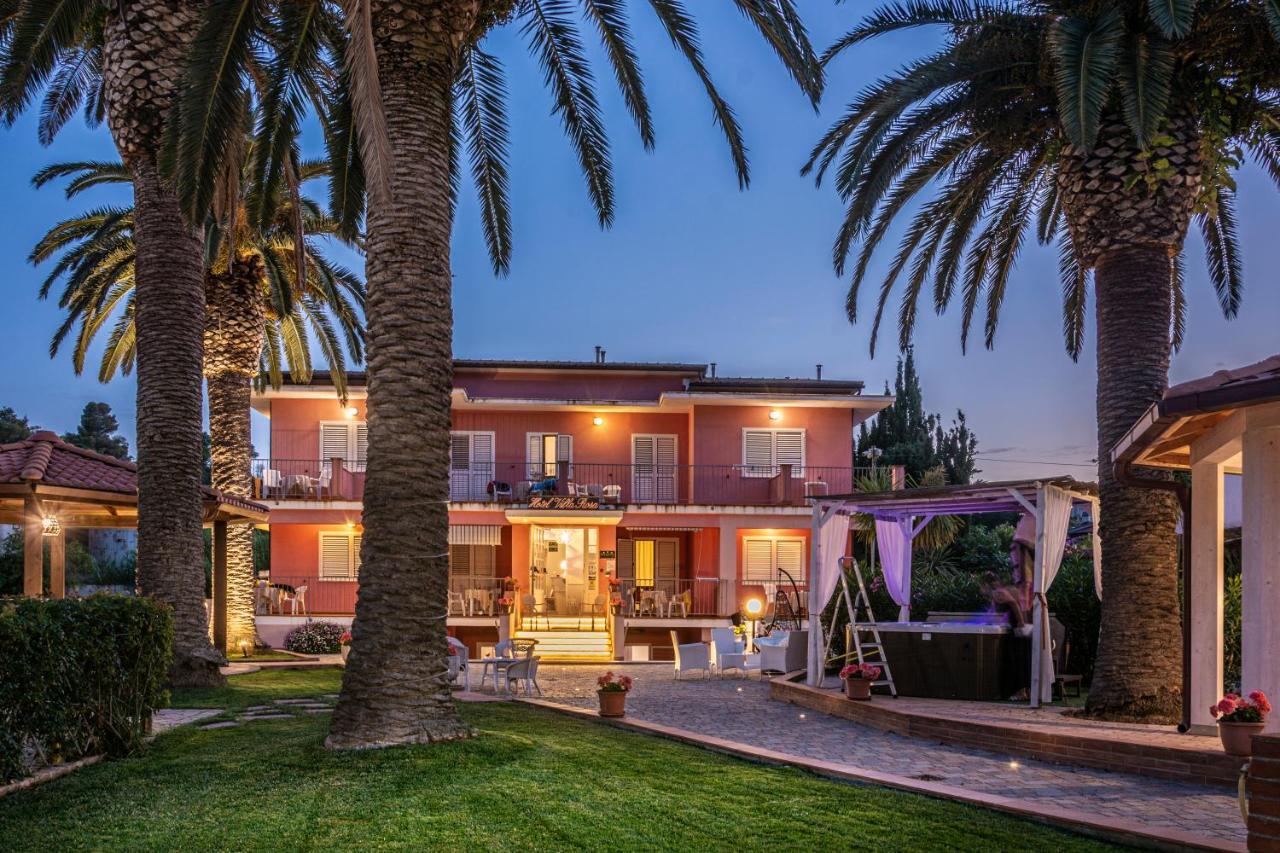 Hotel Villa Rosa Порто Адзуро Екстериор снимка