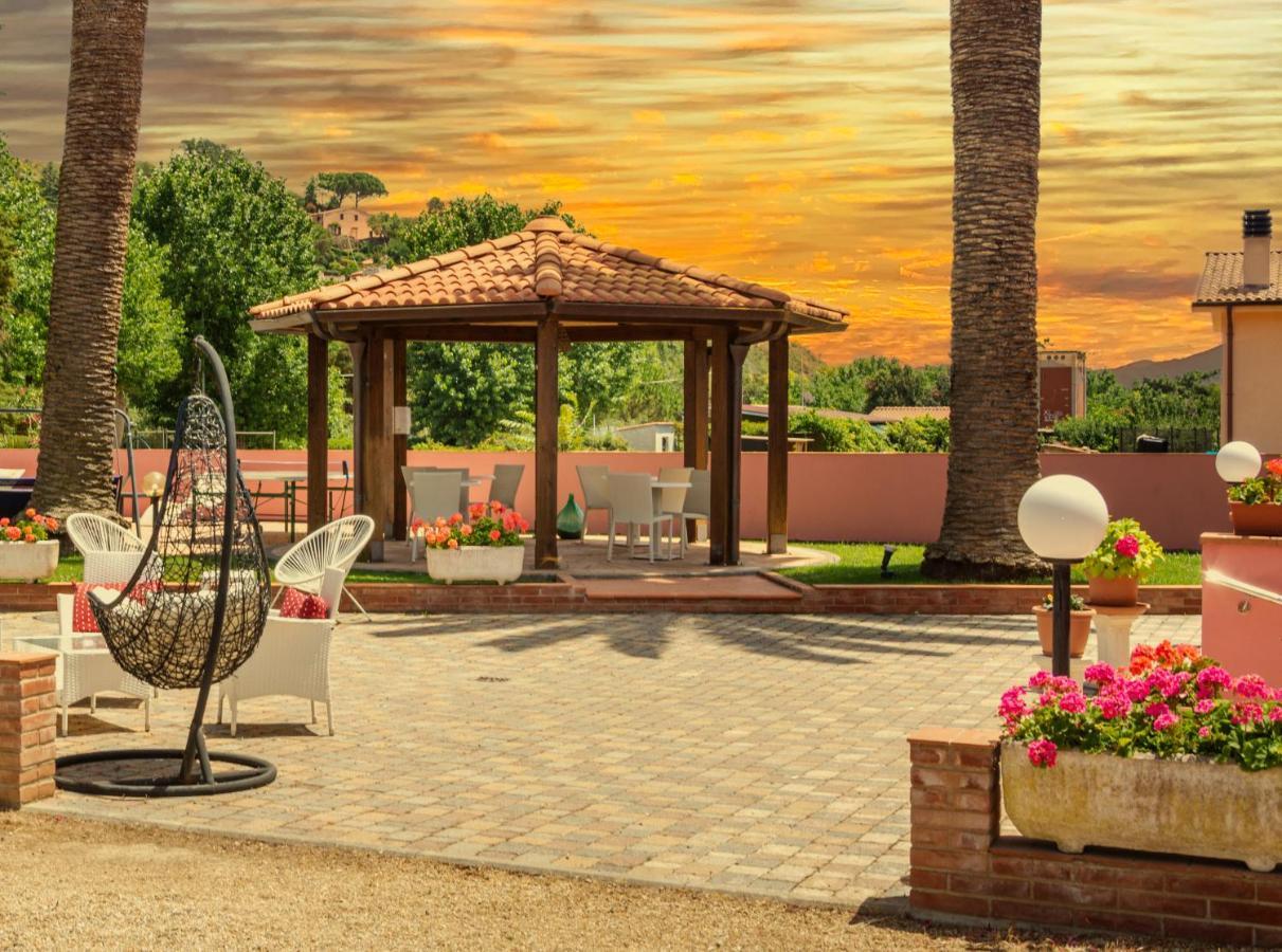 Hotel Villa Rosa Порто Адзуро Екстериор снимка